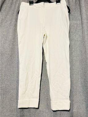 White House Black Market Girlfriend Ecru Knit Ankle Cropped Pants